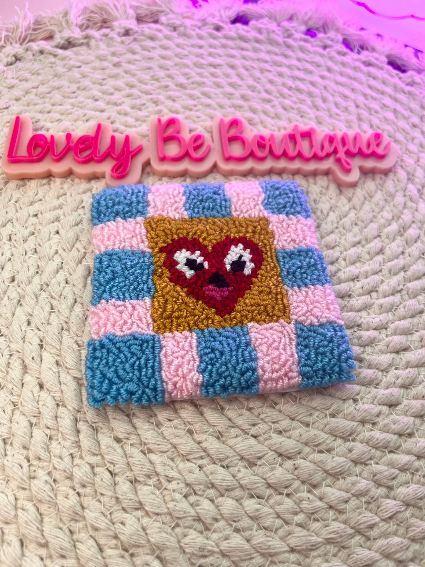 Blue and pink checkered mug rug