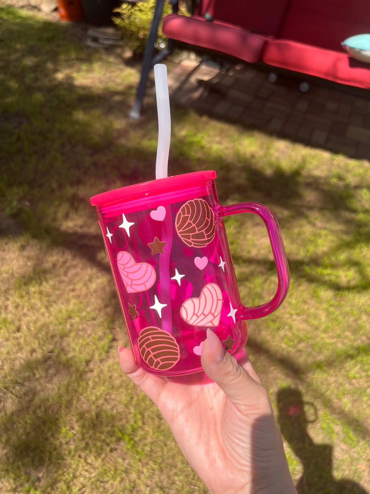 Hot pink Cafecito glass mug