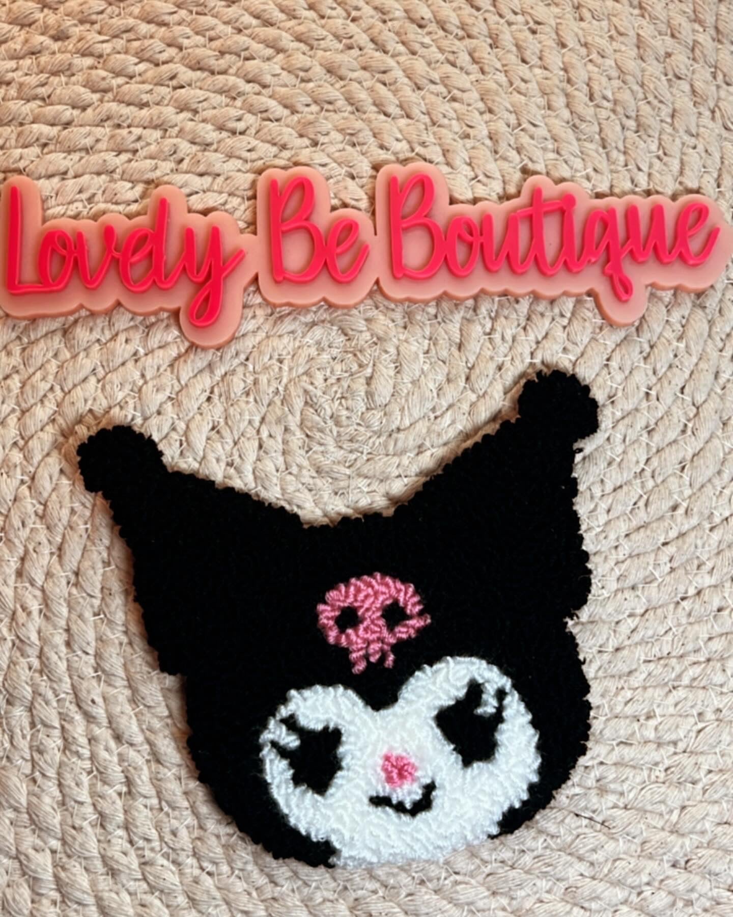 Kuromi mug rug (cup coaster)