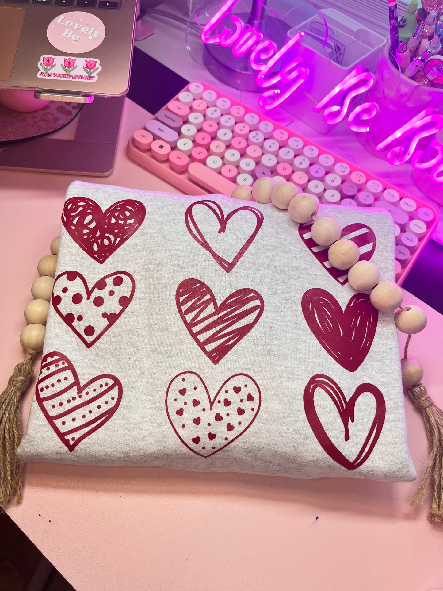 Cute heart sketch Grey crewneck