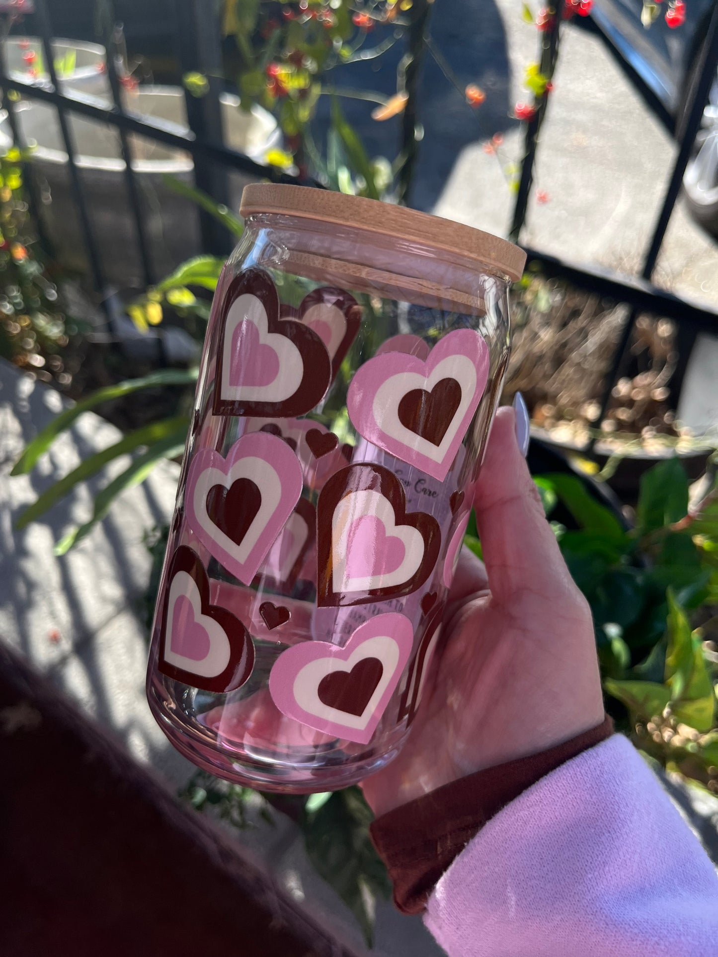 Brown retro hearts glass cup ￼￼