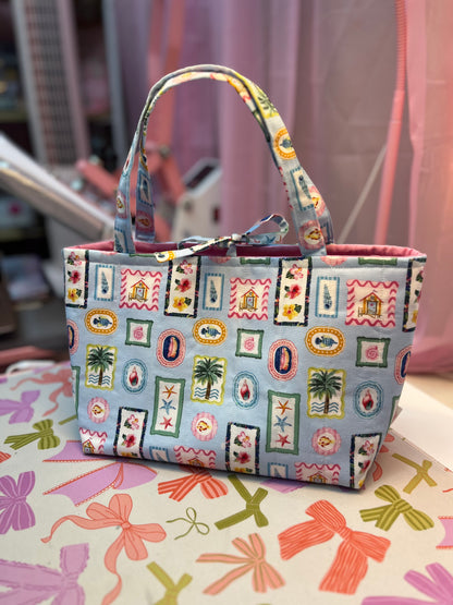 Beach vibes Mini tote bag