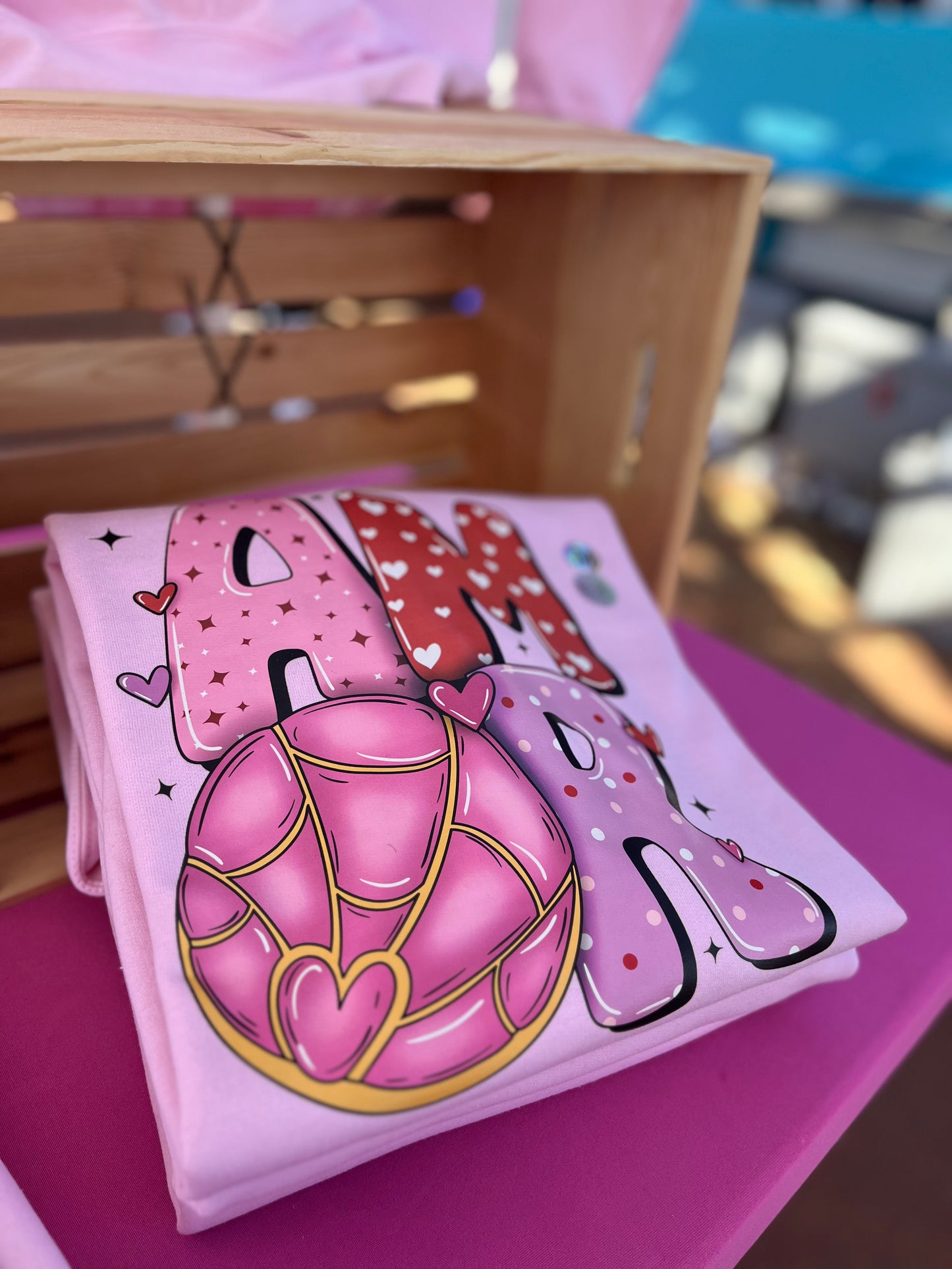 Amor light pink crewneck sweater