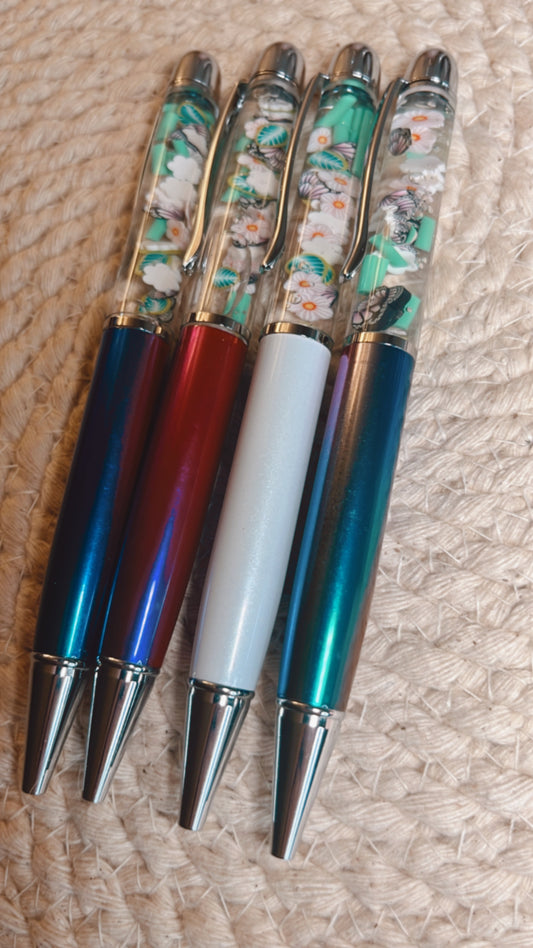 Spring butterlies snowglobe twist pen