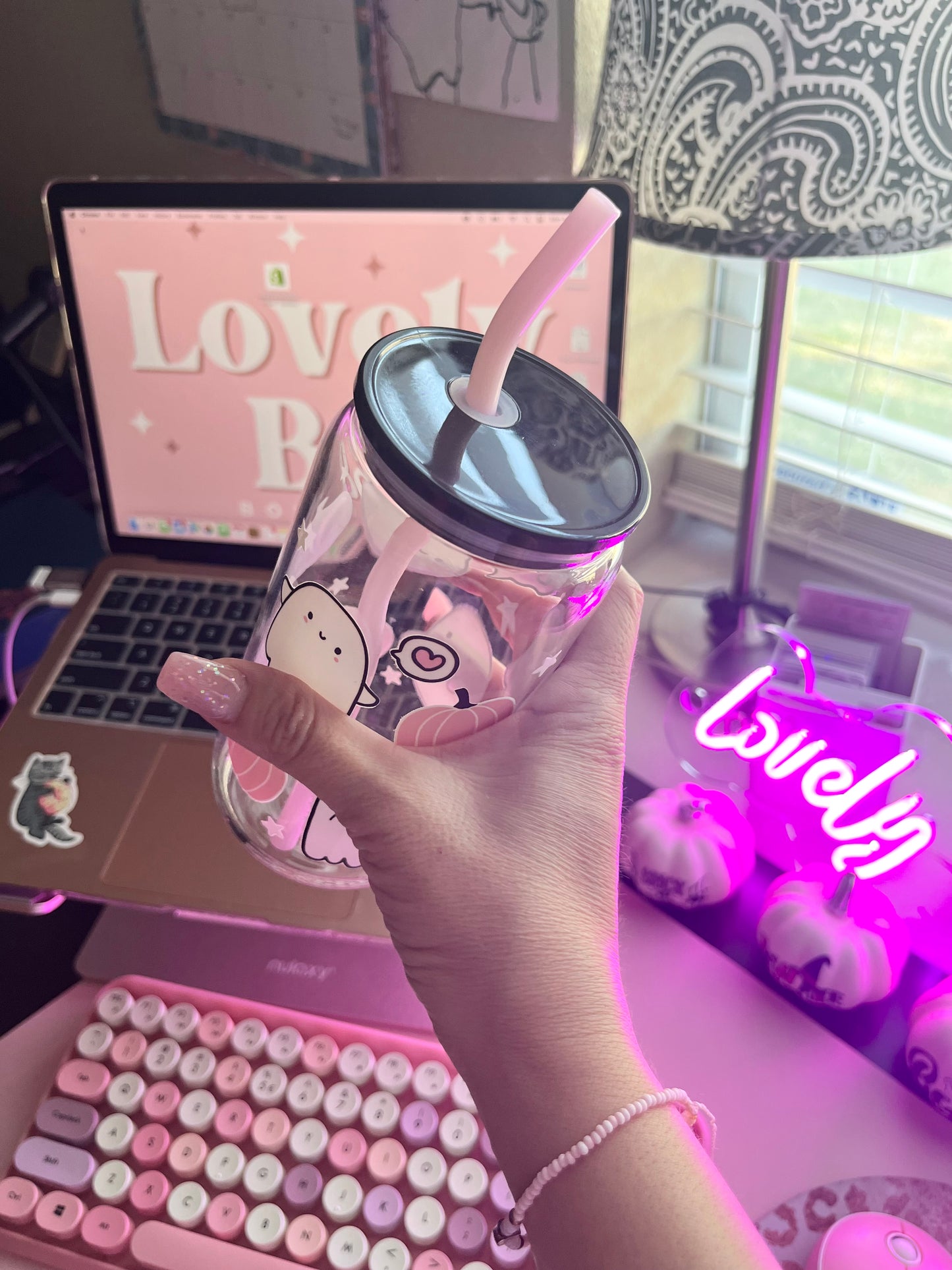 Peek-a-boo glass cup bundle