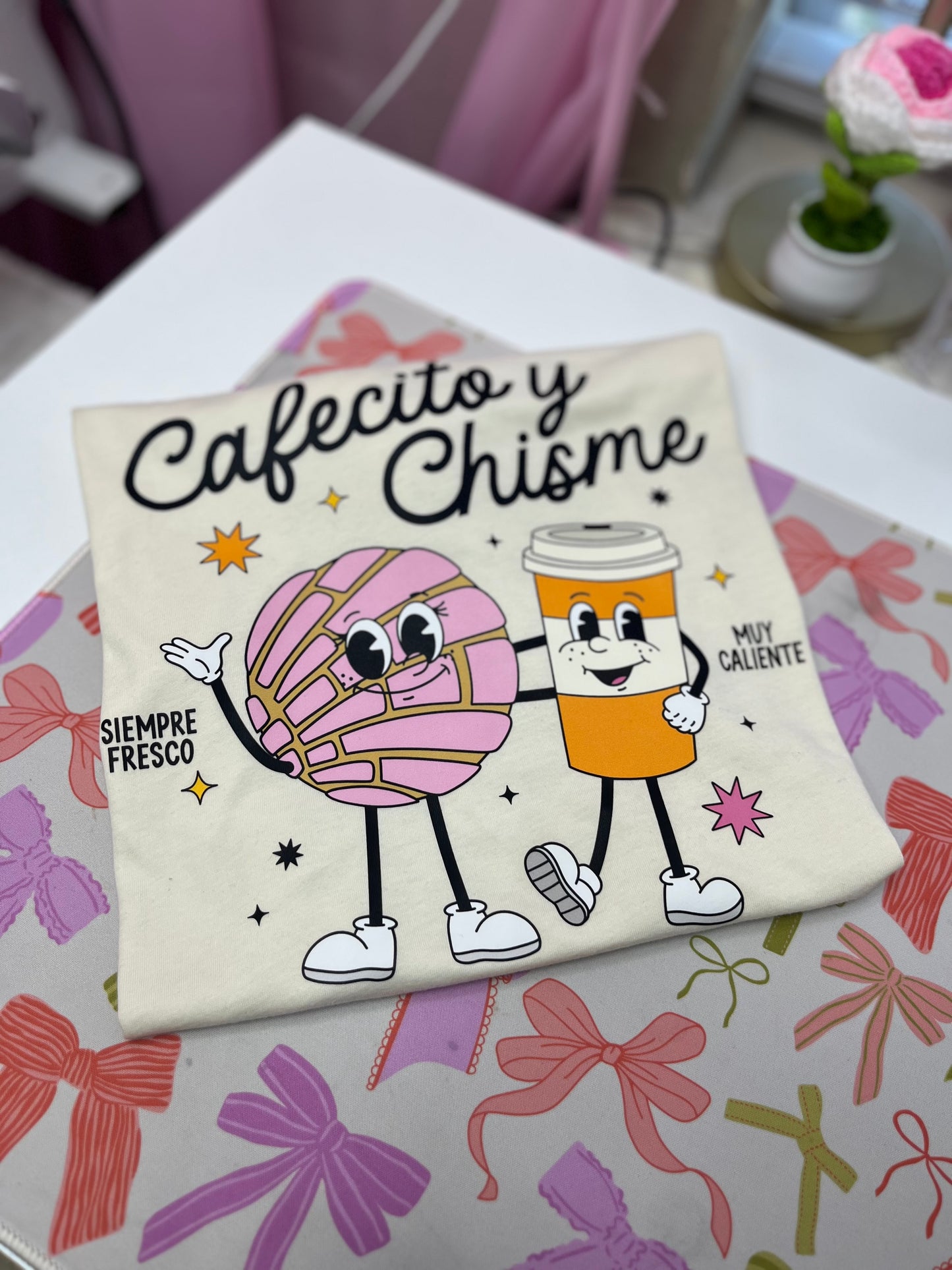 Cafecito Y Chisme shirt