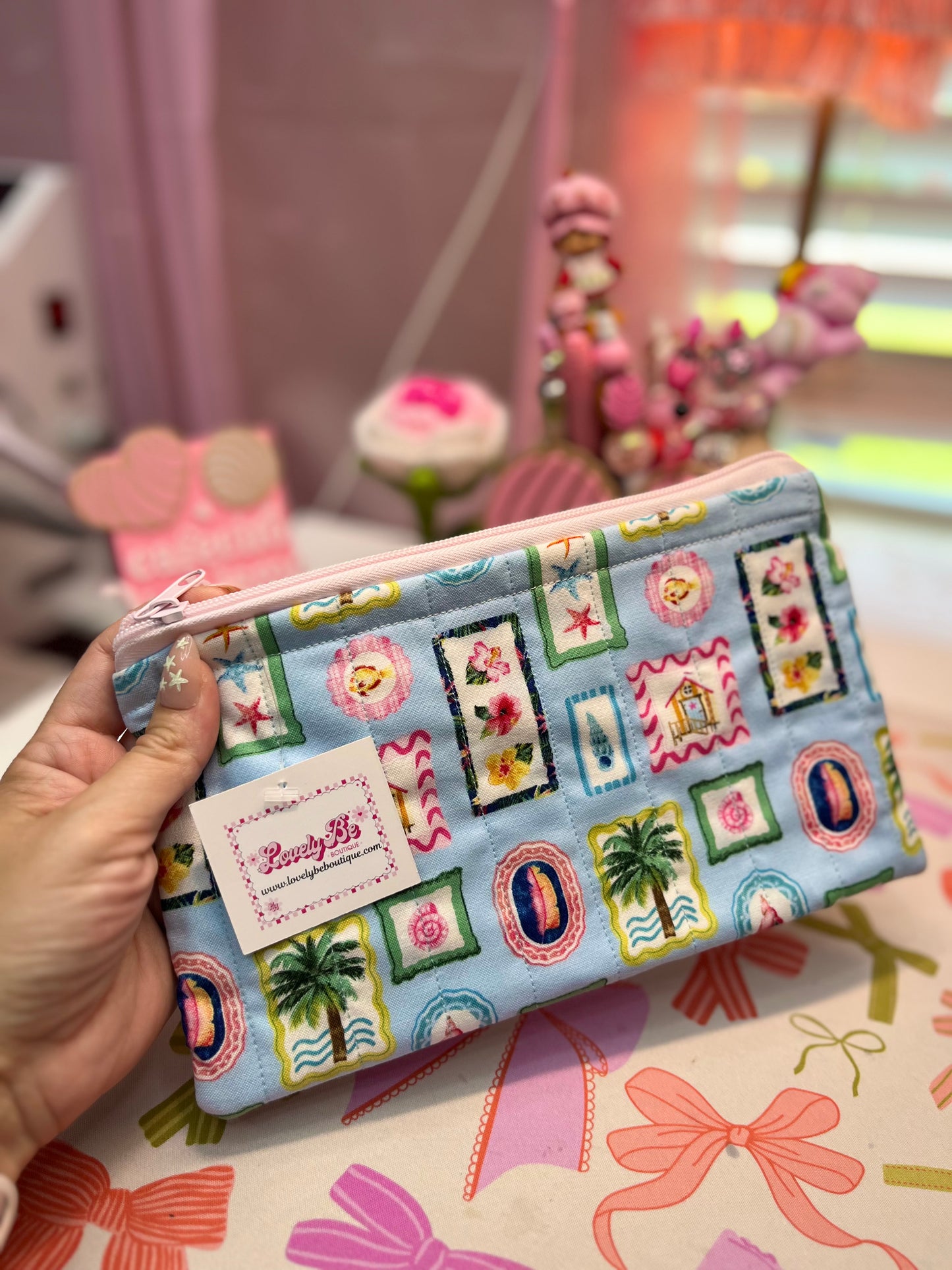 Beach Vibes zipper pouch bag