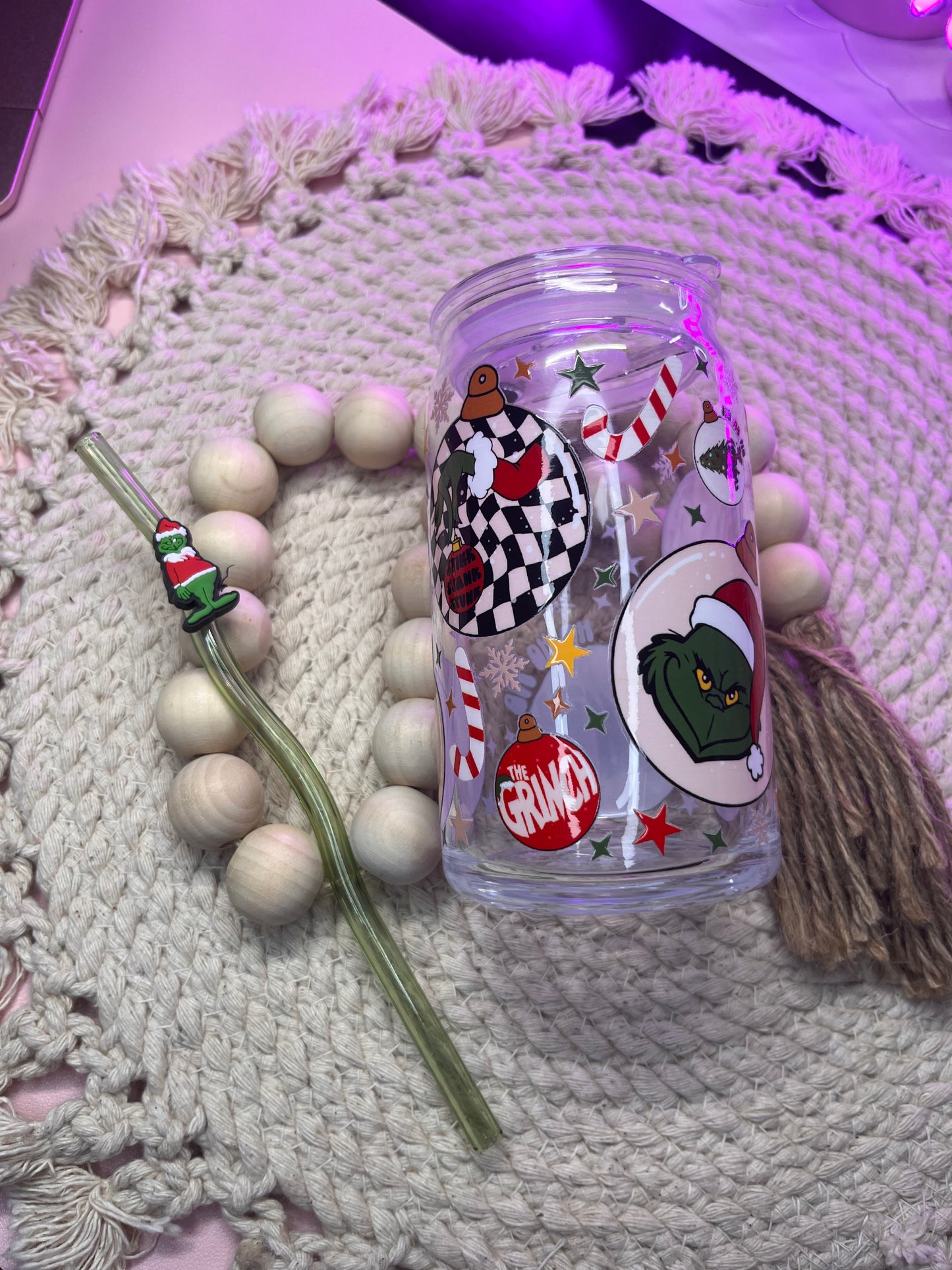 The Grinch! glass cup bundle