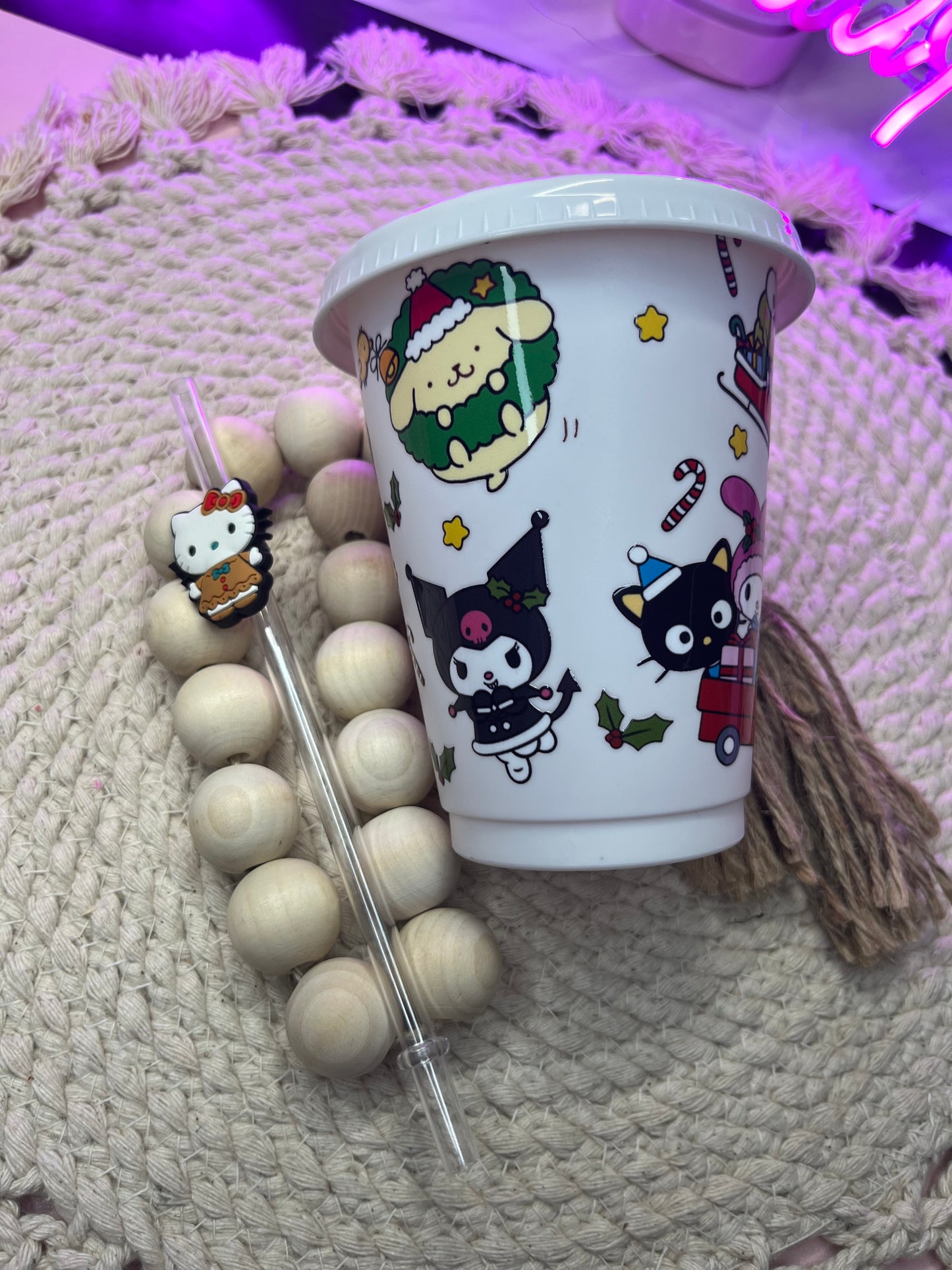 Kitty n friends plastic cup with straw topper
